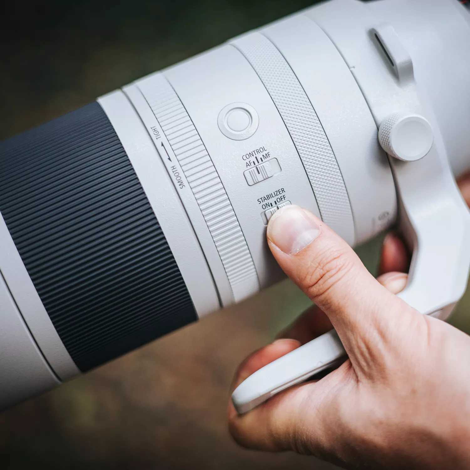 Canon RF 200-800mm F6.3-9 IS USM Super Telephoto Zoom Lens Canon EOS R Mount 